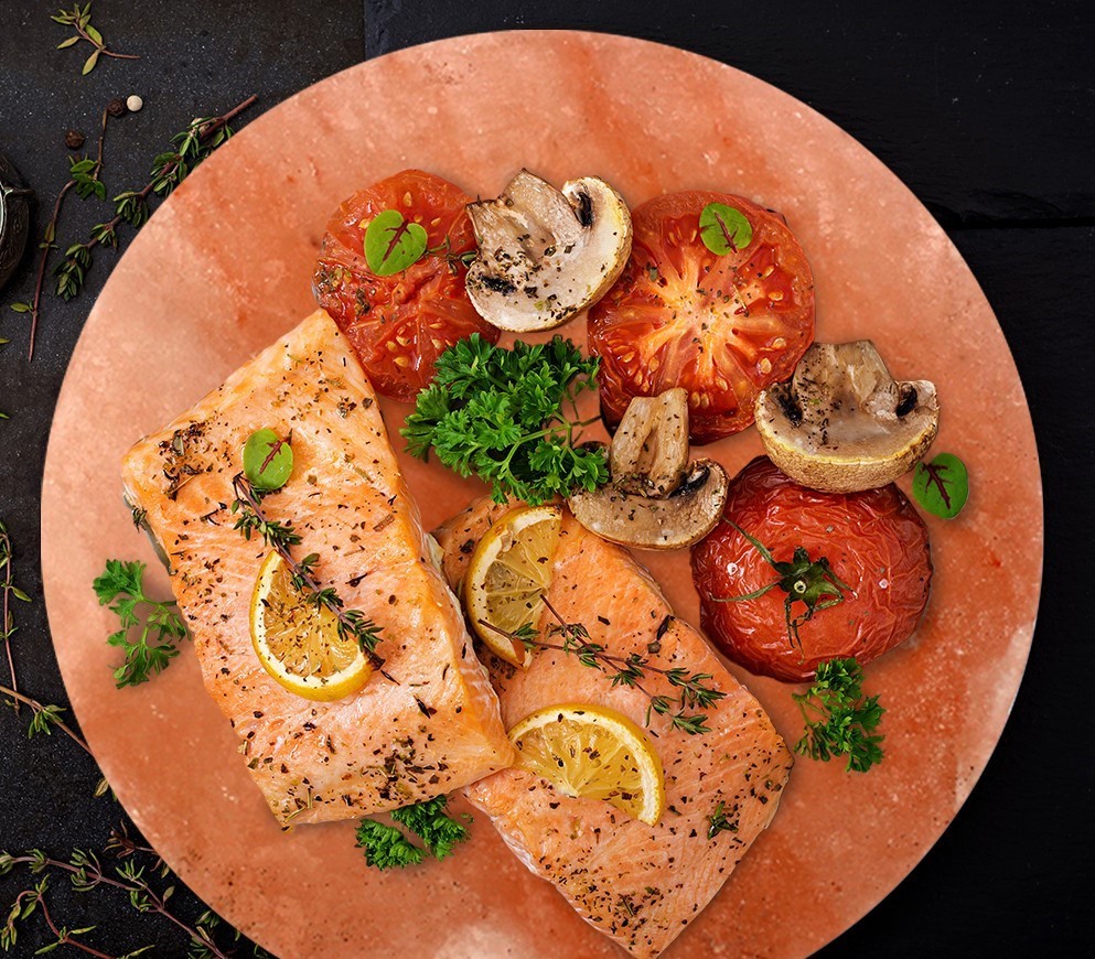 Himalayan Pink Salt plate for grilling and serving food